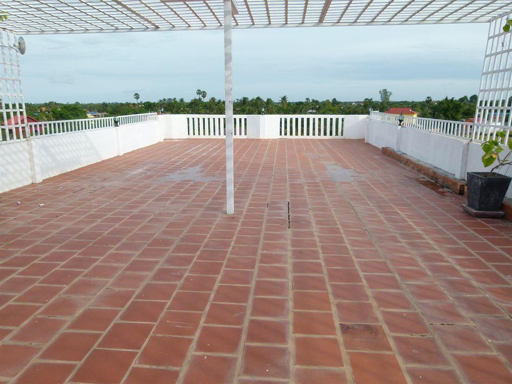 Overflow Guesthouse Siem Reap Bagian luar foto